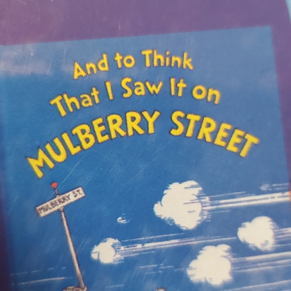 Six by Seuss - A Treasury of Dr Seuss Classics - Hardcover - Picture 8 of 16